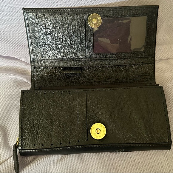 100% real leather wallets. Hand painted flowers. - Picture 2 of 3